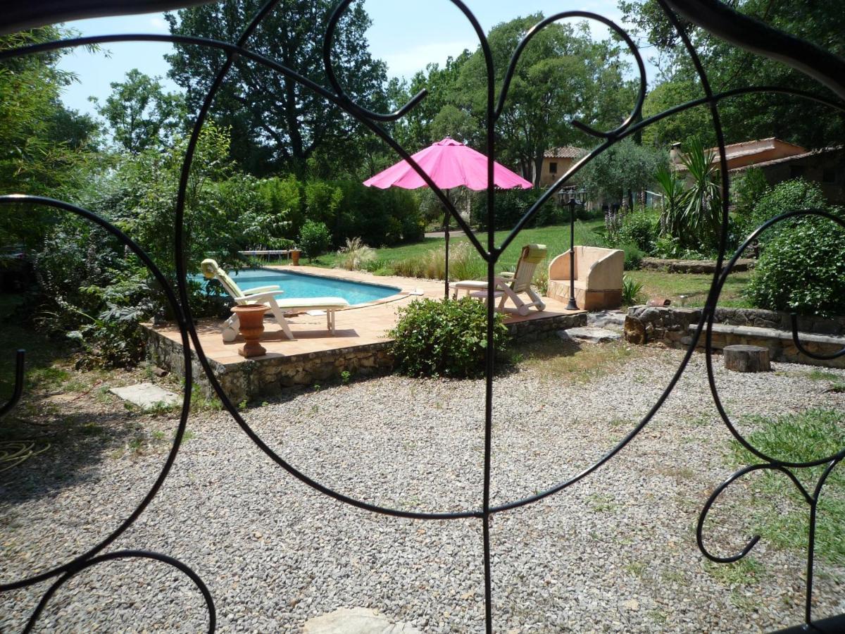 La Rose Des Vents Bed & Breakfast Montauroux Exterior photo