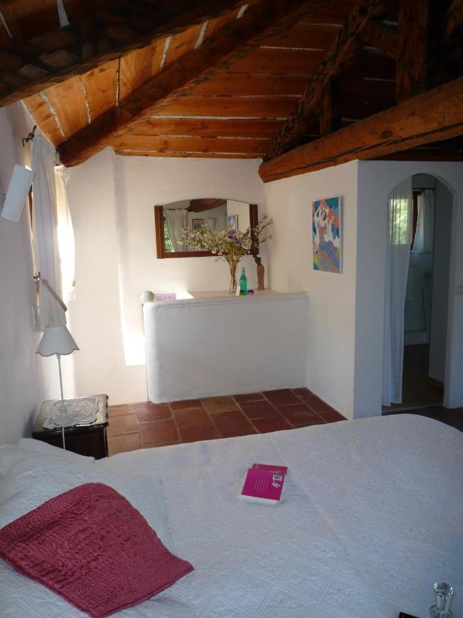 La Rose Des Vents Bed & Breakfast Montauroux Exterior photo