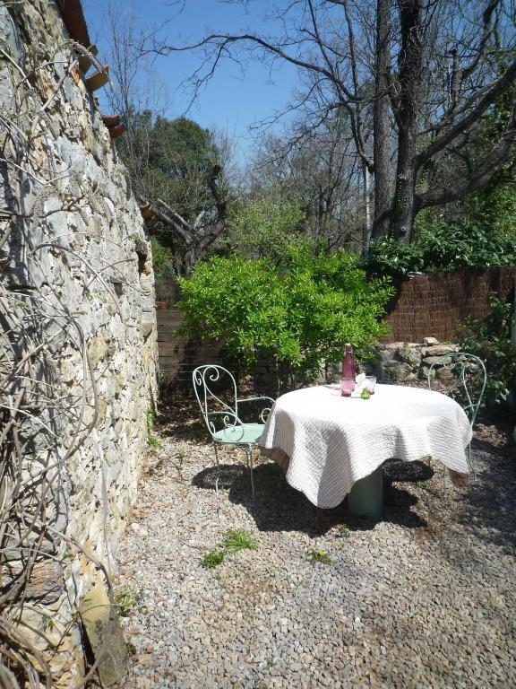 La Rose Des Vents Bed & Breakfast Montauroux Room photo