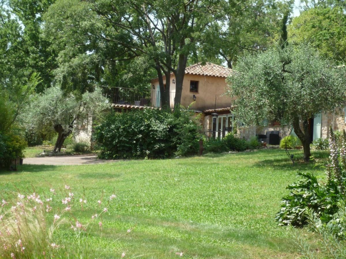 La Rose Des Vents Bed & Breakfast Montauroux Exterior photo